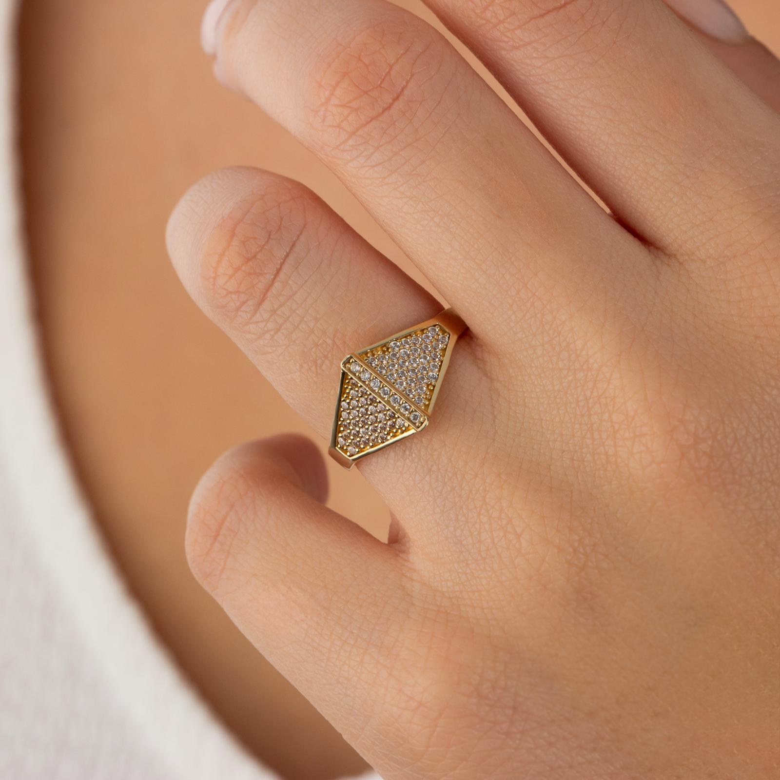 Pyramid Yüzük - YZ0036